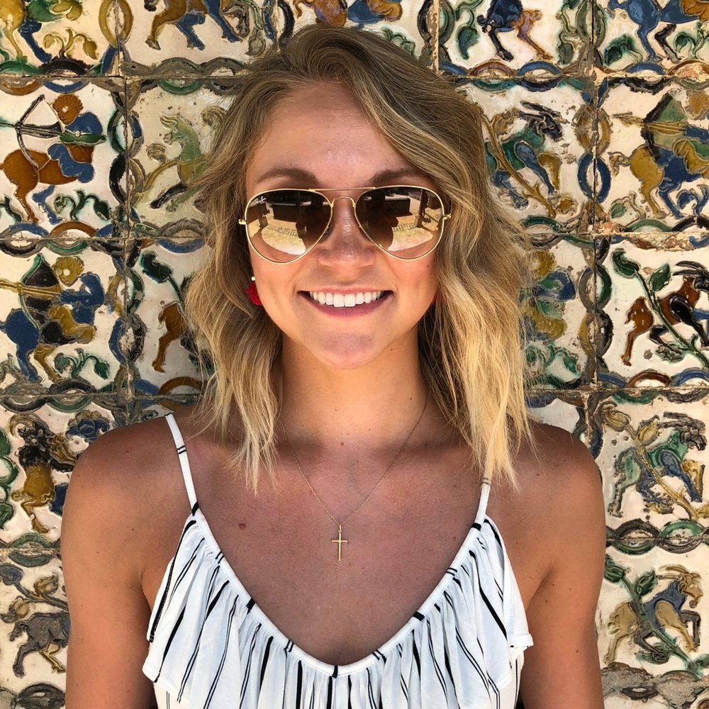 Meet your Posher, Erin